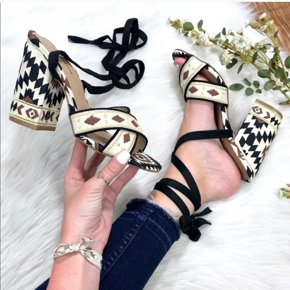 None Shoes - Lace up Heeled Sandals Size 7 Tribal Aztec Block Heels
